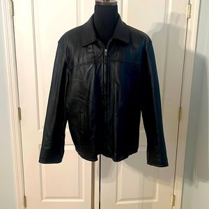 📣cyber Monday sale!- Guess Men’s Genuine Leather jacket- free shipping!
